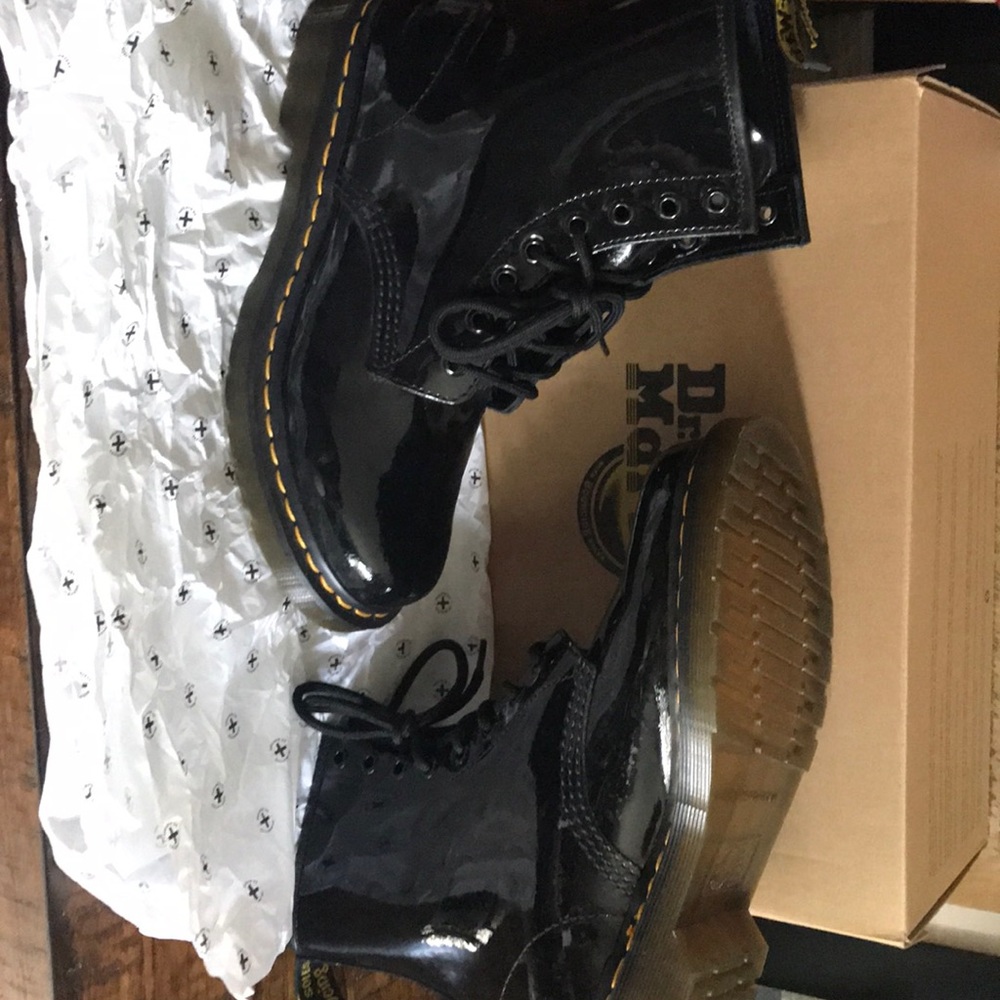 Dr Martens air ware patent leather boots.